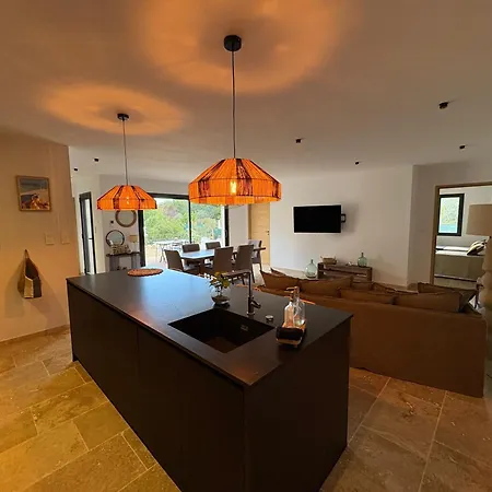 Le Petit Auzon Villa *